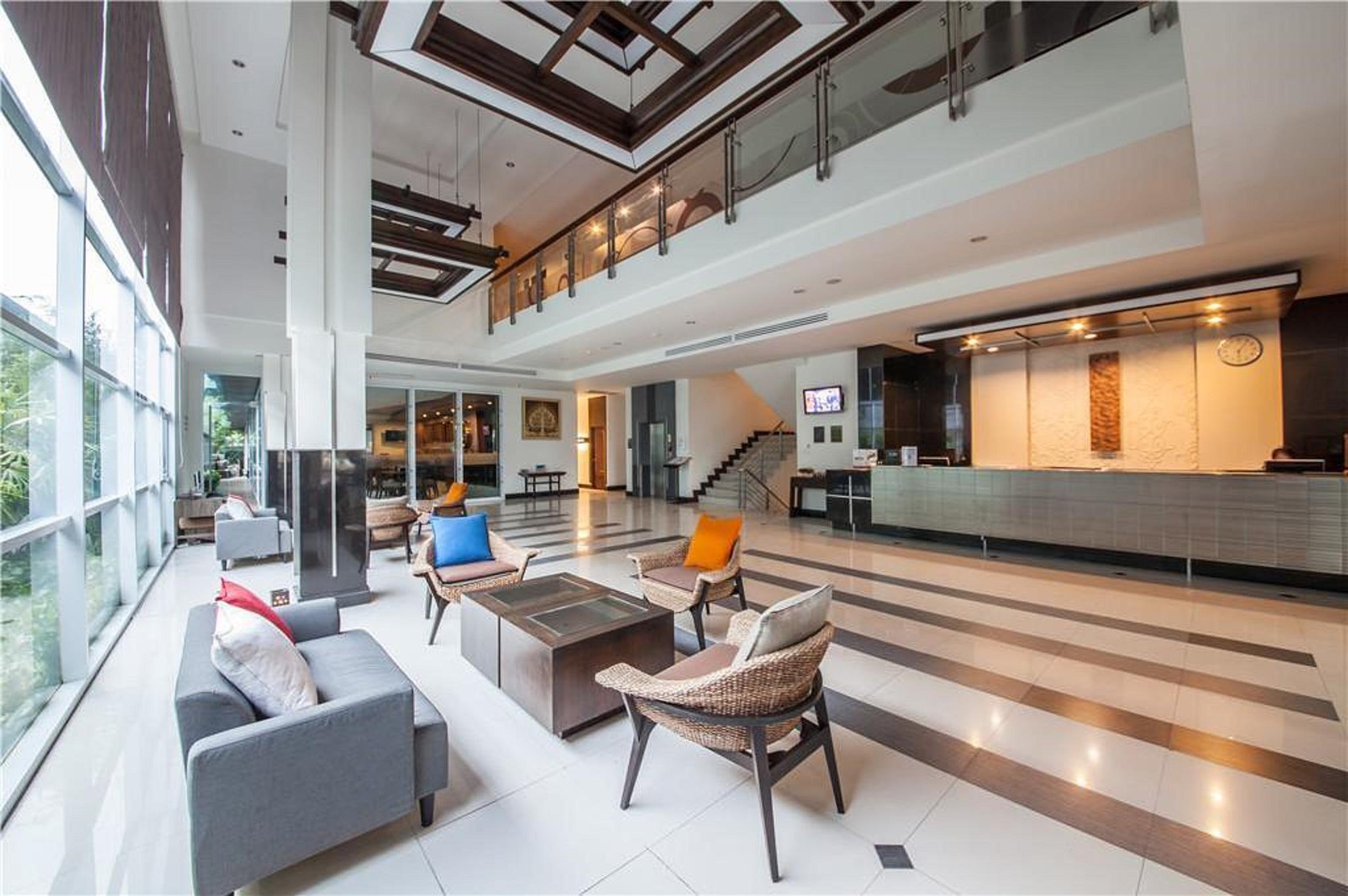 Nora Chaweng Hotel Exterior photo