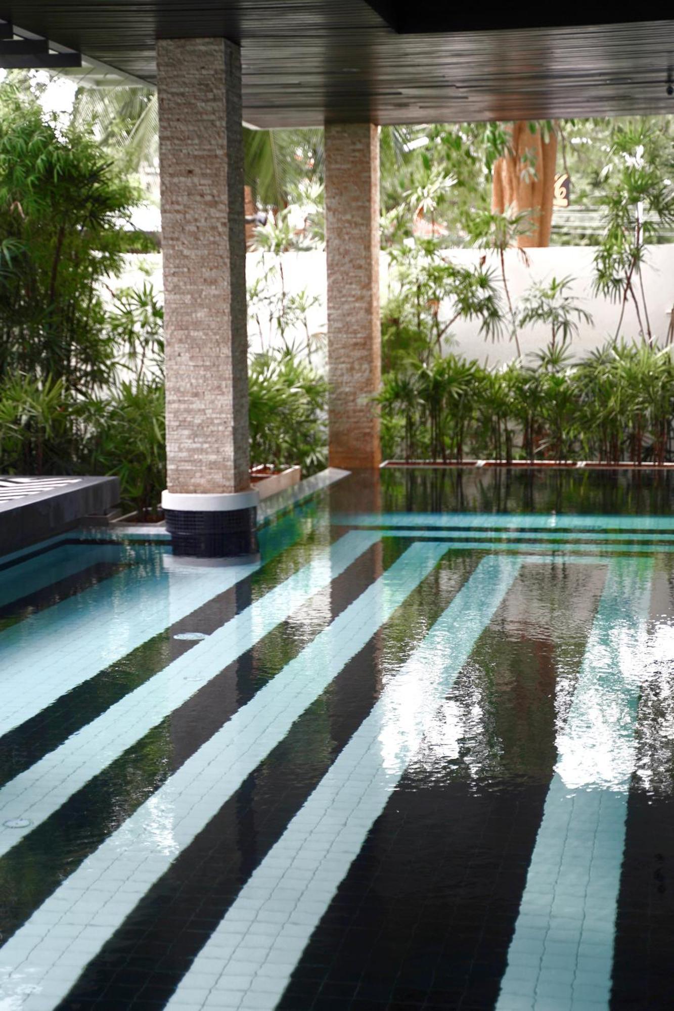 Nora Chaweng Hotel Exterior photo